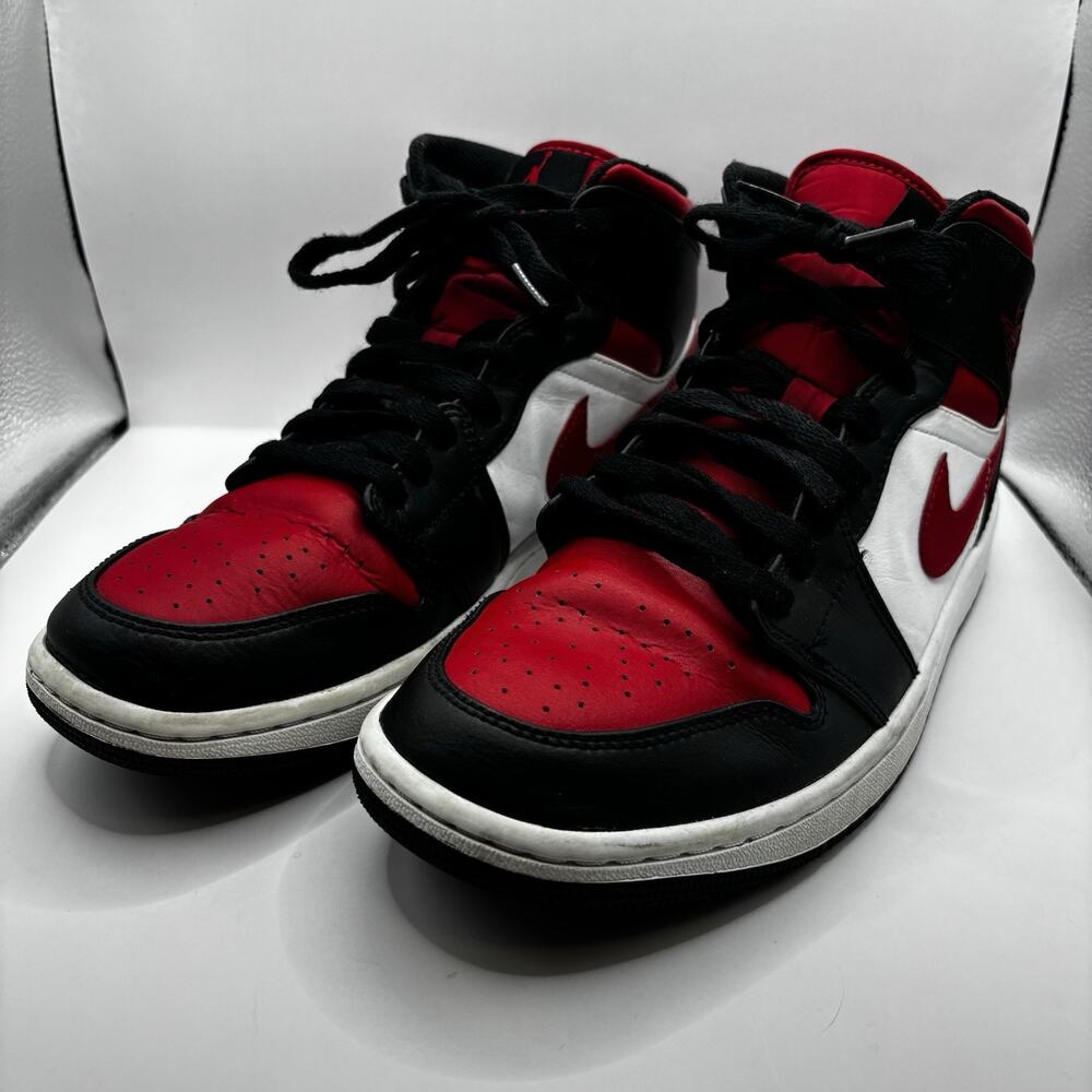 Size 9.5 - Nike Air Jordan 1 Mid Bred Toe 2022 Black Gym Red White 554724-079